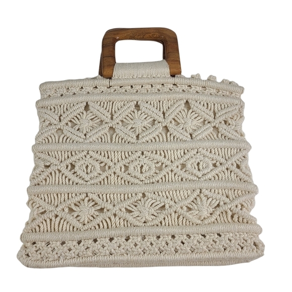 Hand Made in Philippines Macrame Bag With Wooden Handles - Picture 1 of 5